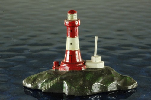 Leuchtturm mit kleiner - , insel