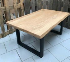 Couchtisch Baumkante Wildeiche Massiv geölt 110x70cm Metall U-Gestell schwarz
