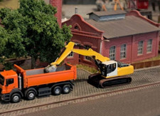 Bagger Liebherr R926, LKW