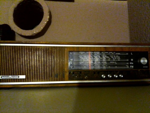 Altes radio holz - altes,