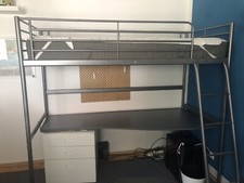 IKEA Hochbett Svårta 90x200 mit Schreibtisch in grau