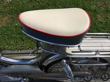 Sattel Old School creme grau