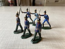 Figuren (alt) - 6 Stück -