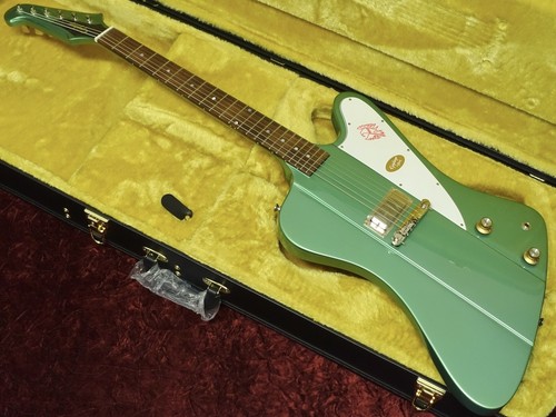 Epiphone inspired gibson - by,