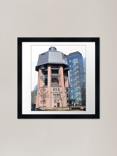 Der alte wasserturm birgt - der,