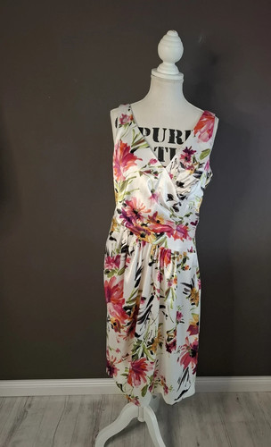 Leichtes blumen sommerkleid - leichtes, blumen-sommerkleid