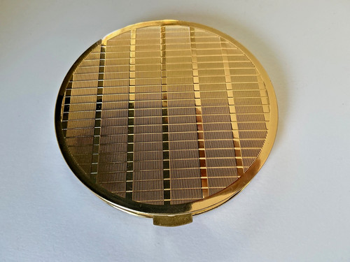 Puderdose rund goldfarben