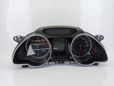 8T0920931D INSTRUMENTENTAFEL /