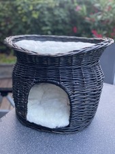 Katzenturm mit 2 Kissen Katzenhöhle Katzenschlafplatz Korbgeflecht Weide Korb