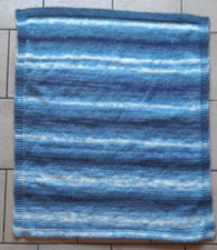  Babydecke  , Wolldecke , Handarbeit , blauer  Farbverlauf  ",
