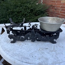 Antike Krämerwaage, Tafelwaage, Waage bis 10 kg mit zwei Drachen! Gusseisen!