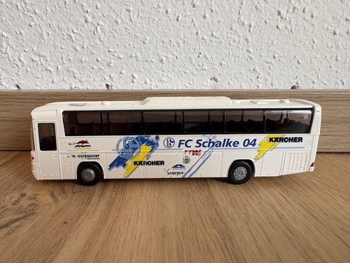 Mannschaftsbus schalke 04 - schalke,