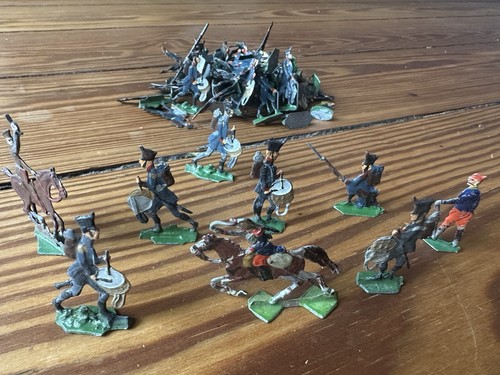63 zinnfiguren - ▶️,