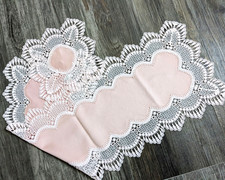 hochwertiges Set Tischläufer Deckchen Altrosa Macramé Spitze - wie NEU