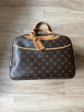  Louis Vuitton Deauville