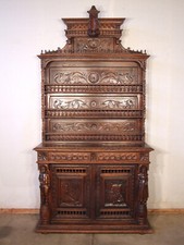 K425 Unikat Gründerzeit Buffet Massiv Kastanie Figuren Bretagne um 1890 Antik 