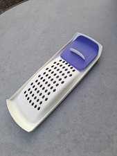 Tupperware Spätzleria P22 Combi Plus Knöpfle Spätzlereibe Macher Teig Spatel