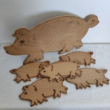 Holzbrett Vesperbrett Frühstücksbrett Schneidebrett in Schweinchen Form wie neu.