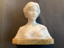 Alabaster Büste einer jungen