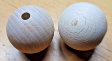 5x Holzkugeln 30 mm Ø mit 5 mm Bohrung, Buche