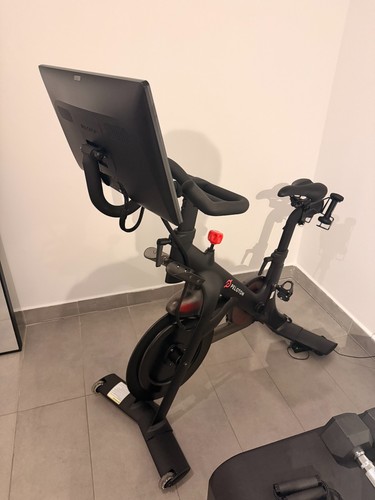 Peloton bike indoor - peloton, cycle