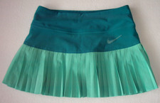 Nike Dry Fit - Mädchen Skort Plissee Rock integriert. Hose - Gr. 122/128 / XS