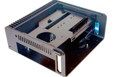 schwarzes Streacom - Gehäuse mit Heatpipe