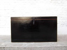 China Truhe oder Katzenklosett