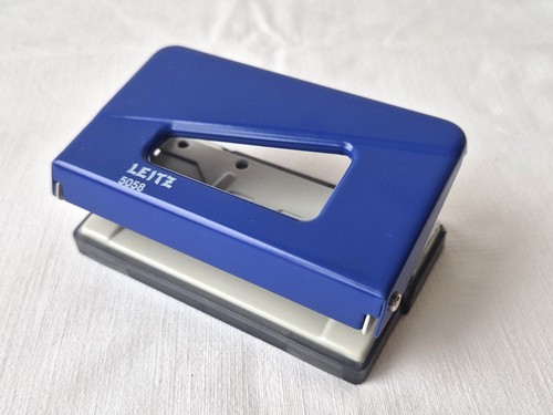 Leitz locher 5058 blau - locher,