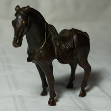 China Tang Pferd Figur aus Bronze