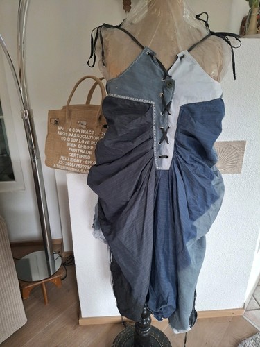 Besonderes kleid girbaud - besonderes,