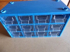 Sortierkasten (blau) mit Schubeinsätzen