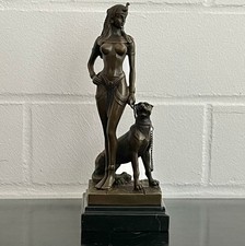 Bronzefigur Kleopatra mit Panther – Antike Skulptur – Marmorsockel – 26,5 cm