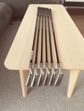 Wilson D250 Eisensatz (5–9 + SW) – Standardlänge RH – Sehr guter Zustand