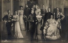 Ak Kaiserliche Familie, Kaiser Wilhelm II, Kaiserin Auguste... - 11215564