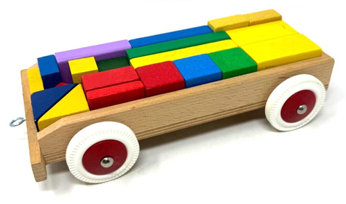 Holzwagen gefüllt mit - , holz