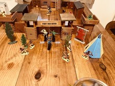 Fort Red River Holzfort Wilder