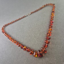 Elegante Damen Halskette mit Bernstein Perlen – Warme Naturtöne