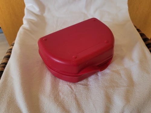Tupperware snacky lunchbox - tupperware,