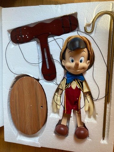 Disney matel pinoccio - disney,, matel,