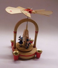 Weihnachtspyramide Erzgebirge Pyramide aus Holz 