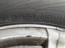 Winterreifen 195/65 R15 auf