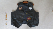 Bikerweste , Kutte, Motorrad Lederweste f.Biker mit divers. Patch + Rückenemblem