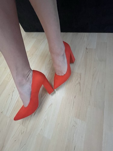 Orange pumps high - high, heels