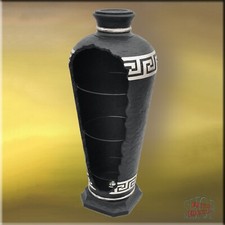 Regal Vitrine Amphore