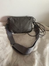 Neu Liebeskind Umhängetasche Grau Leder H 18 B 26 T 8