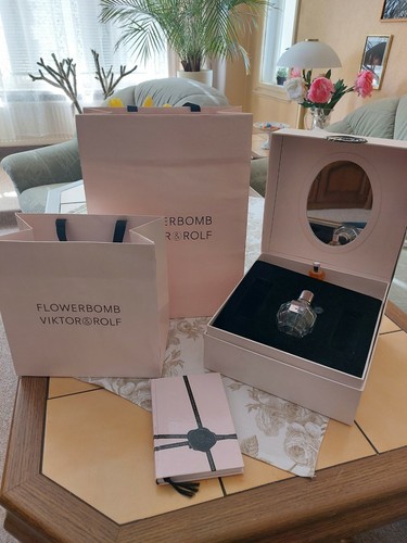 Viktor rolf flowerbomb und - rolf,