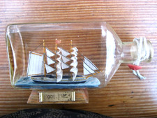 Buddelschiff  Flaschenschiff