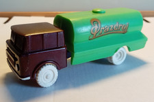 DDR Spielzeug LKW Skoda 607 oder 706 Laster Tankwagen Bier Prazdroj Bakelit