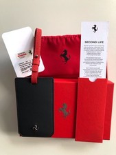 Ferrari Leder-Gepäckanhänger / Namensschild / schwarz/rot / Neu mit Ferrari-Box